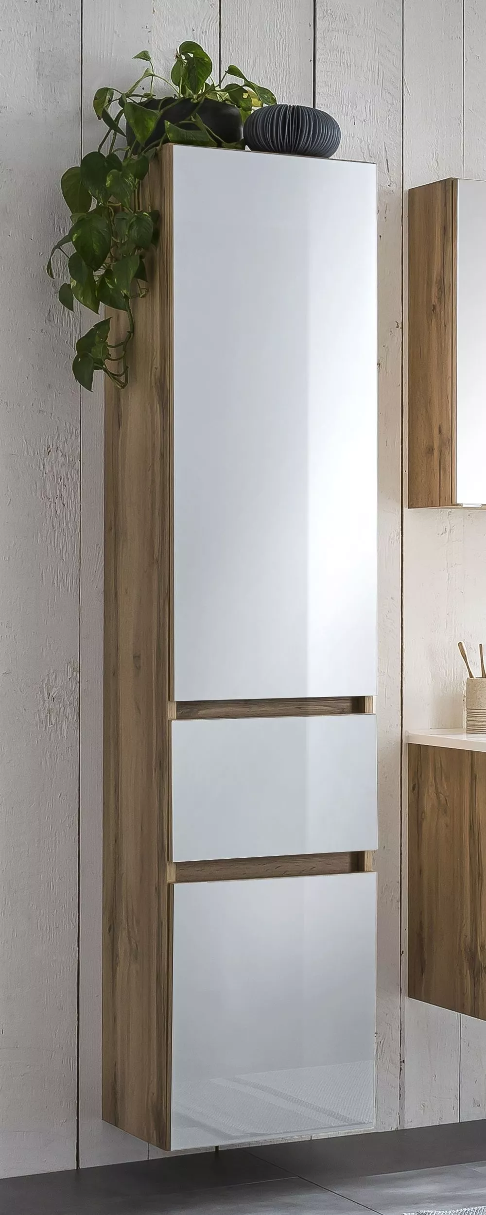 Hochschrank HELSINKI
