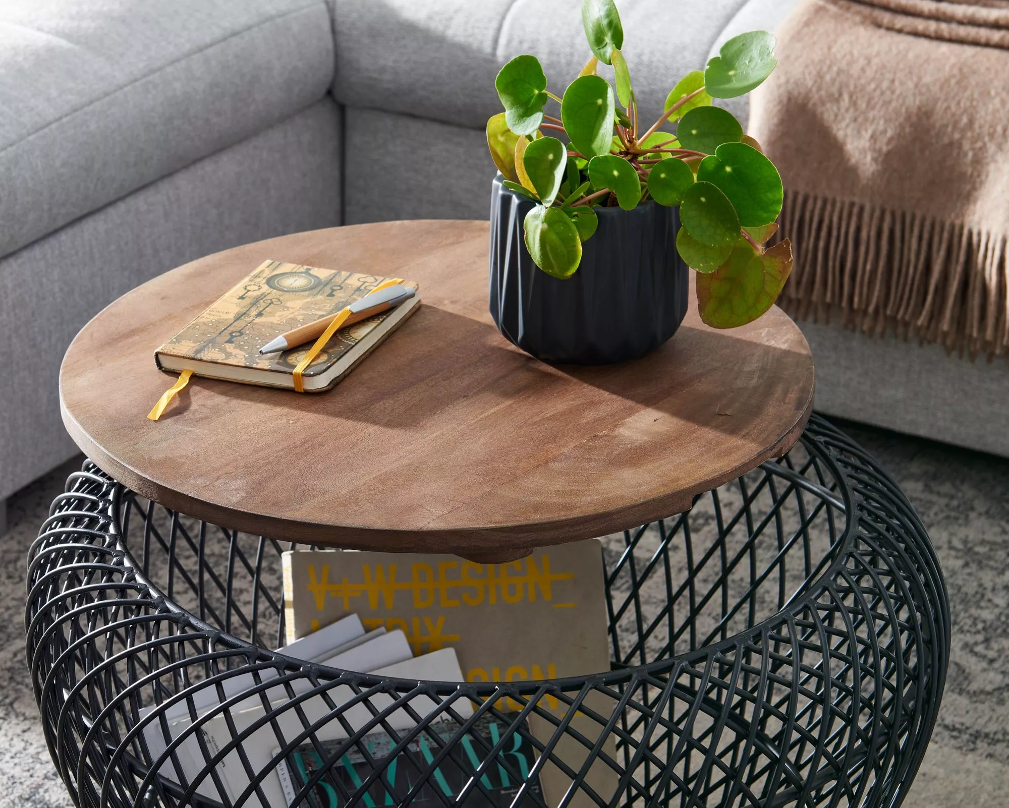 Table basse MAE NAM KOK