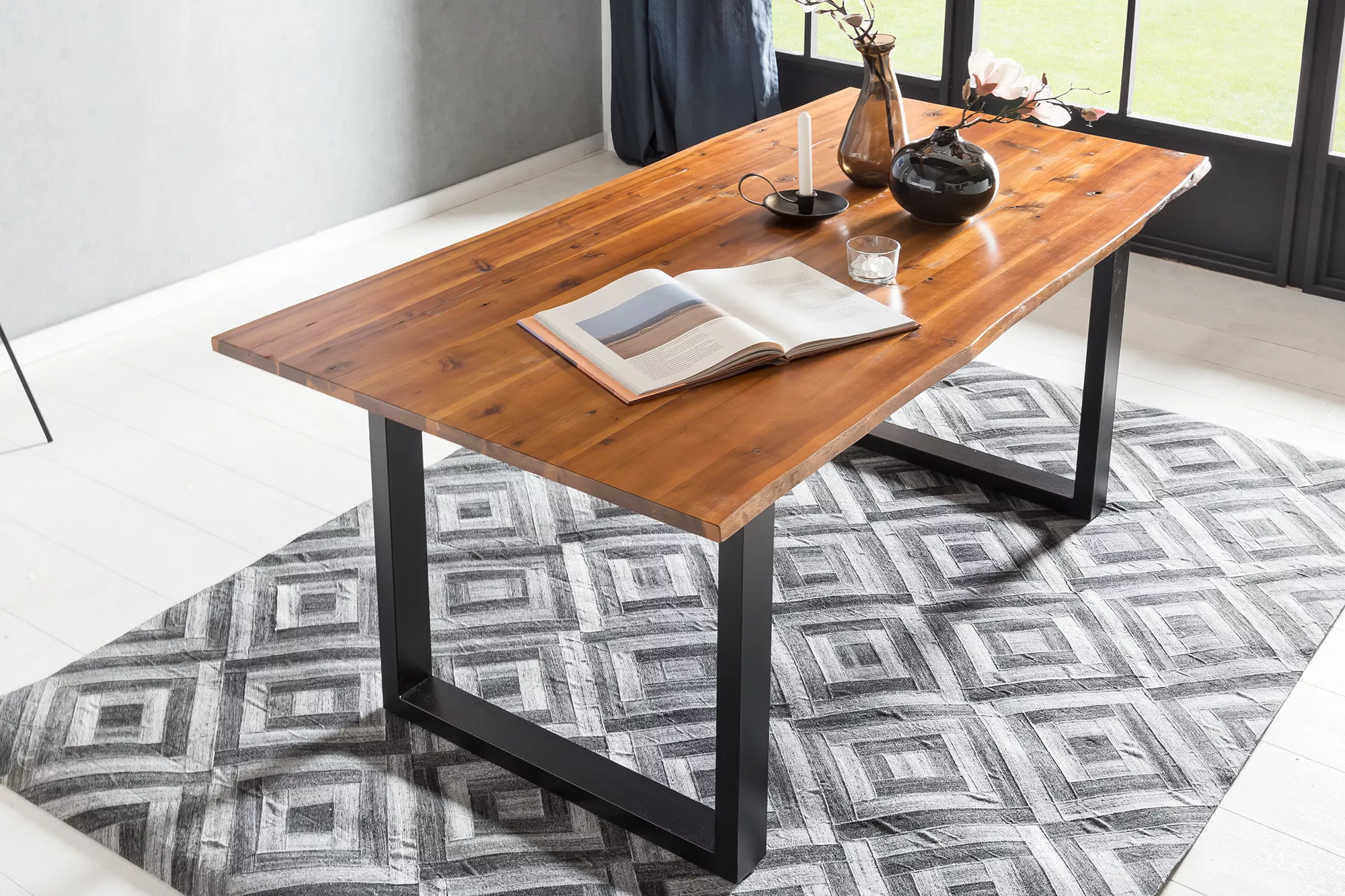 Table de repas CIKUPA