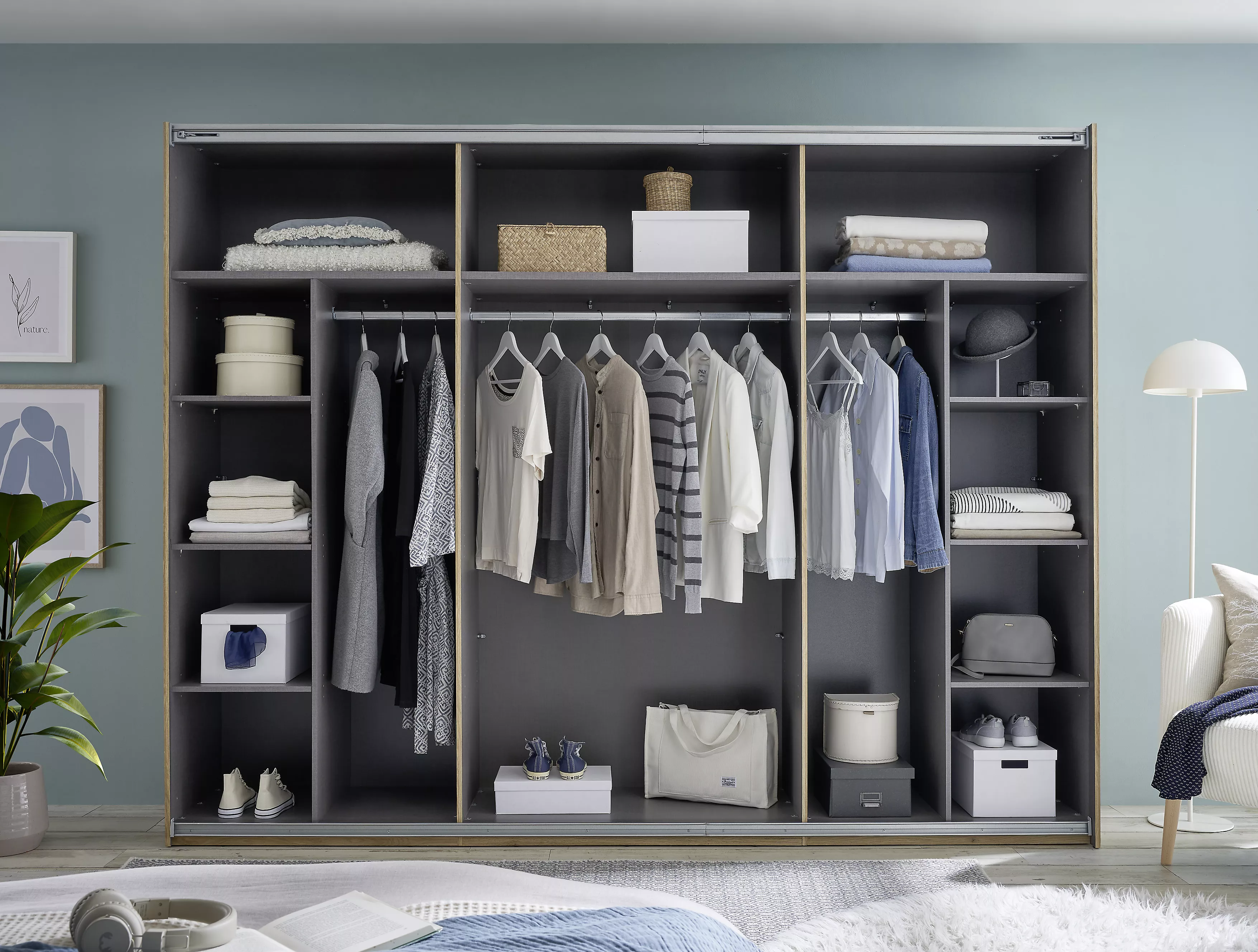 Schwebetürenschrank MESIO
