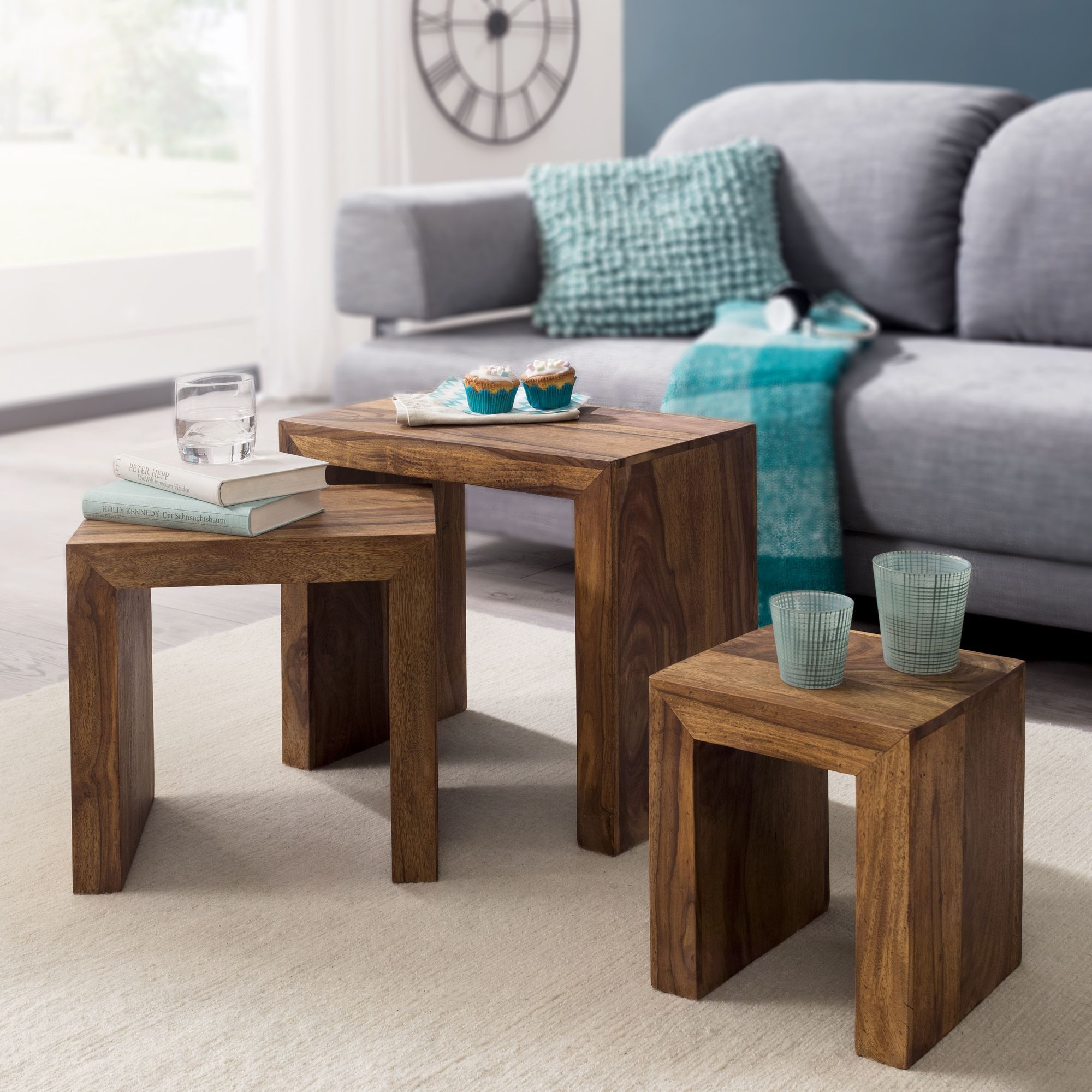 Lot de 3 tables d'appoint PATTANI Lot de 3 tables d'appoint PATTANI