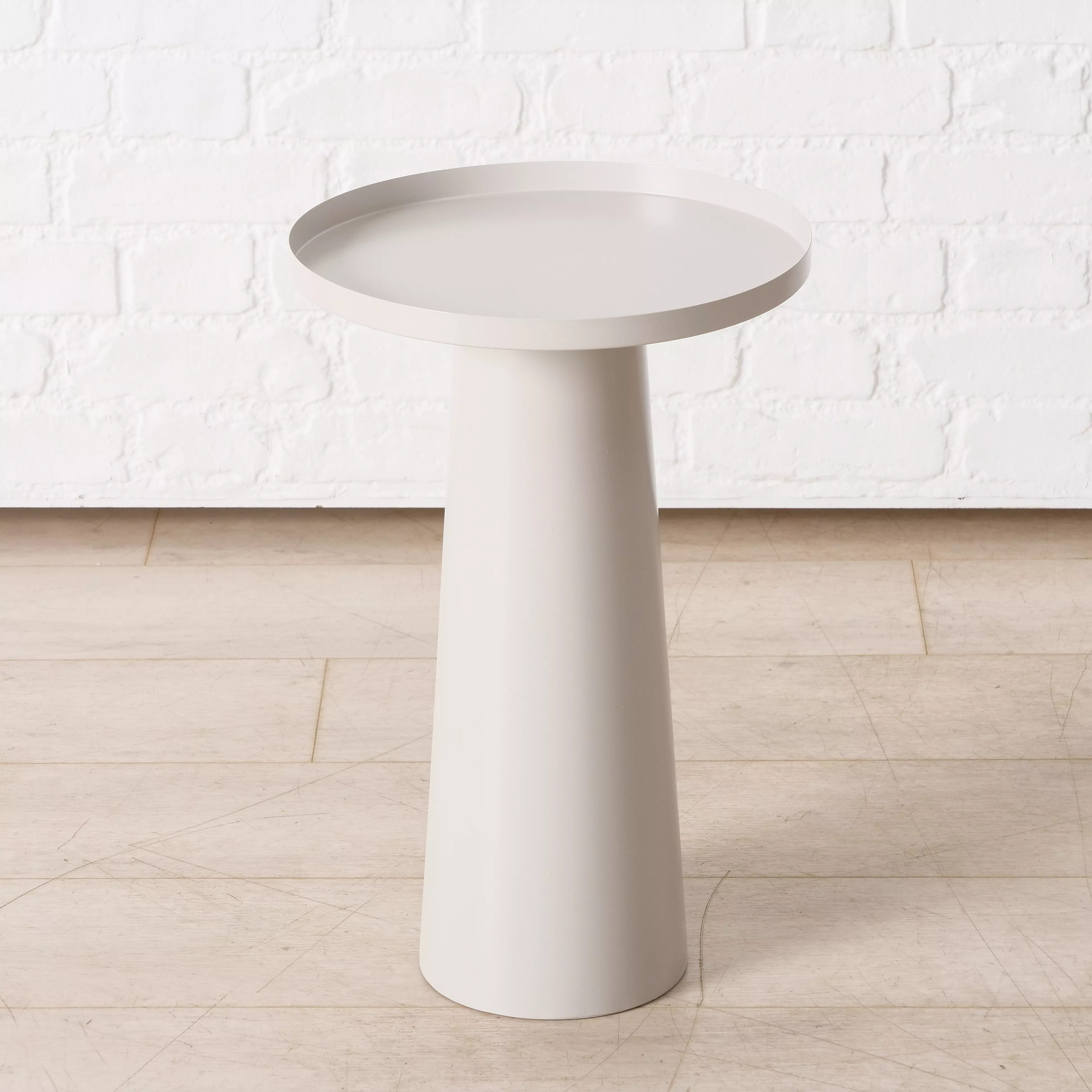 Table d'appoint ronde de taille moyenne JACKY