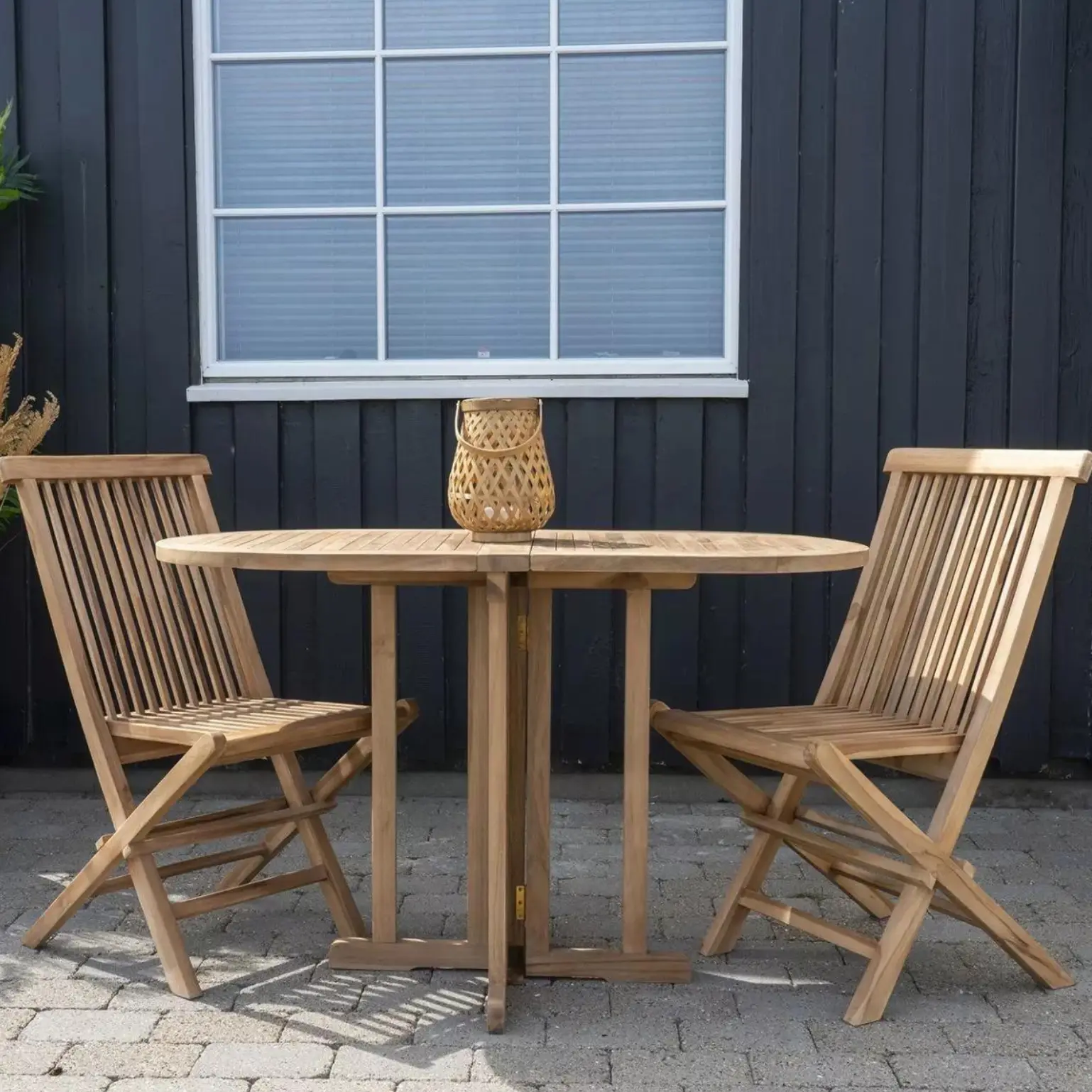 Ratgeber: Gartenmöbel richtig reinigen und pflegen