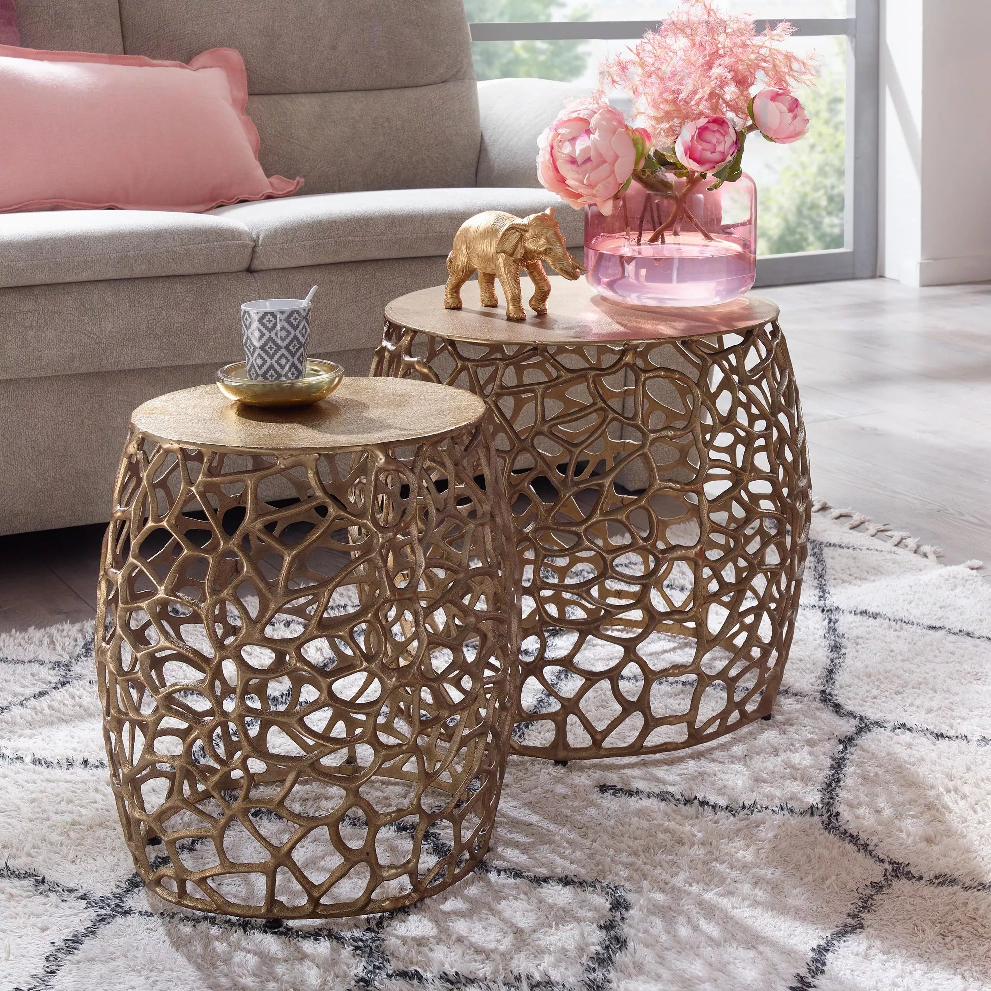 Lot de 2 tables d'appoint WICHIAN BURI