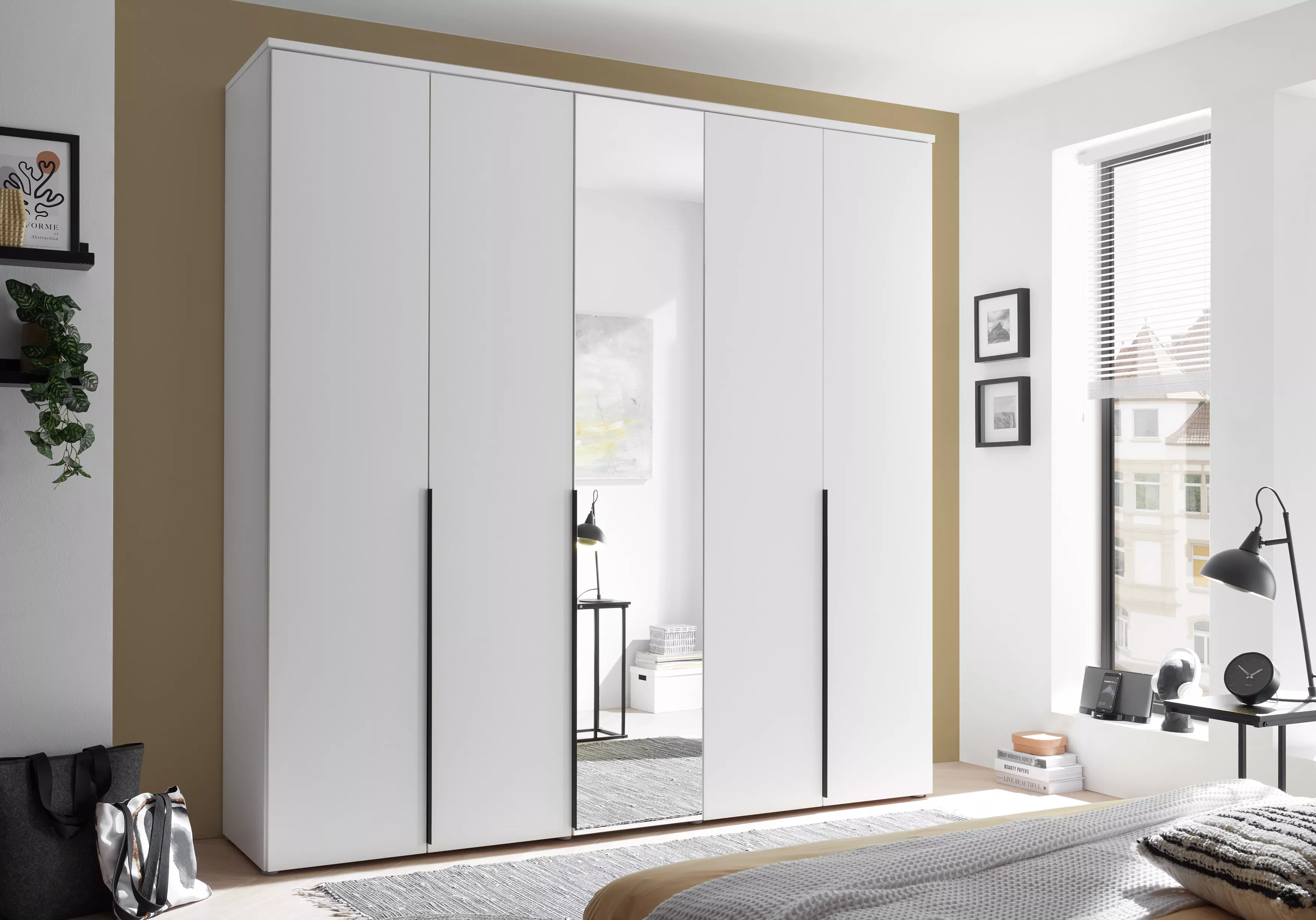 Drehtürenschrank KEVO