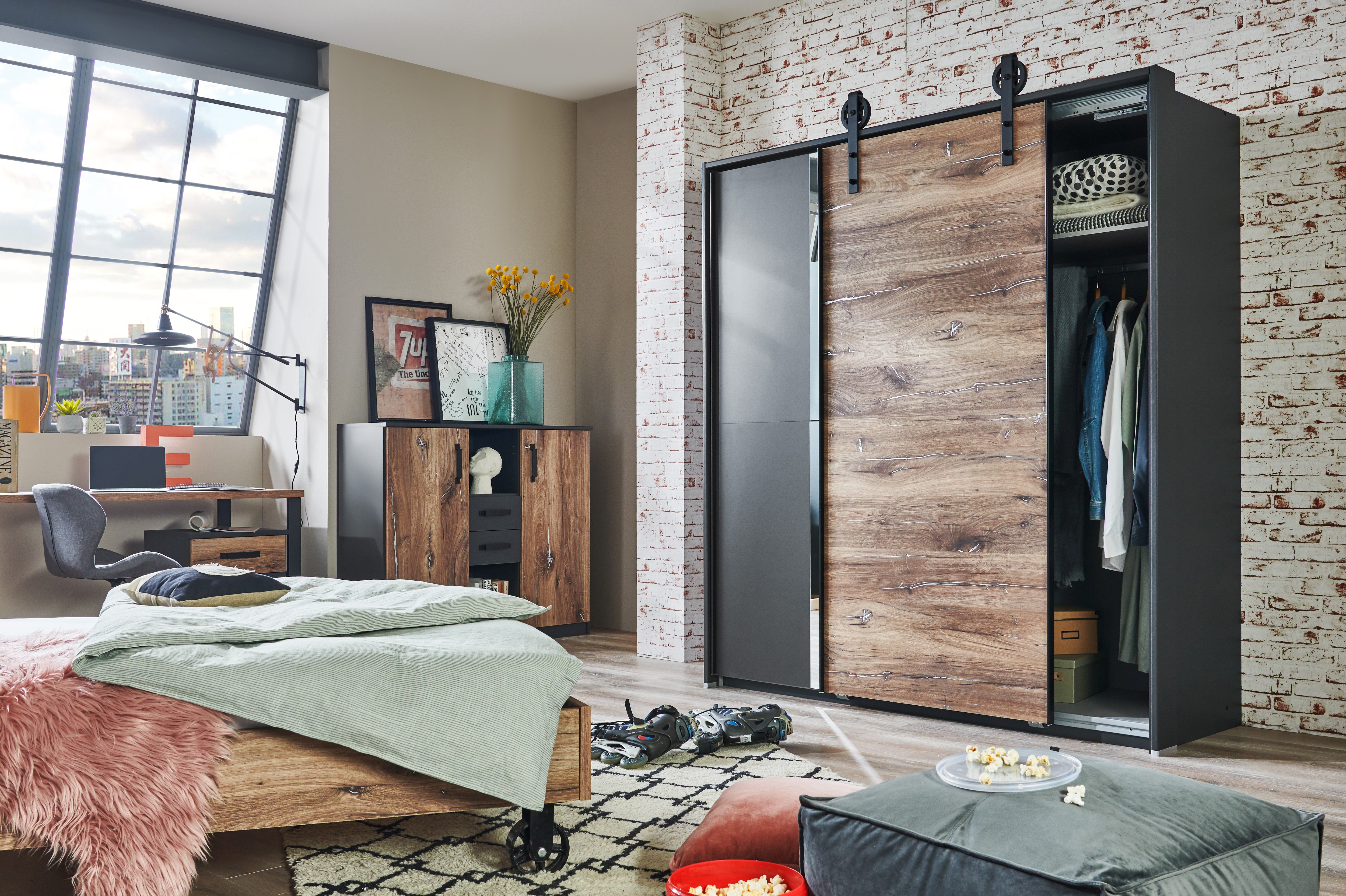 Schwebetürenschrank VIRGINIA Schwebetürenschrank VIRGINIA